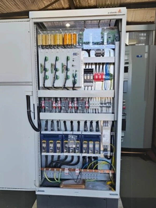 Automatic Voltage Regulation REGSys ™ + Transformer Monitoring
